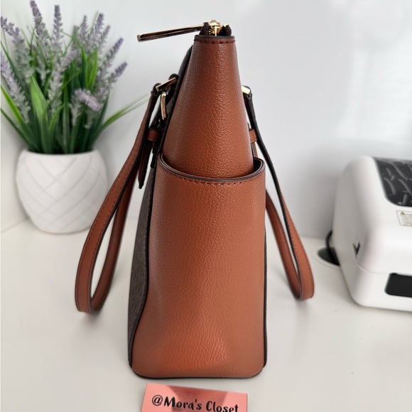 Michael Kors Purss - Picture 4 of 9